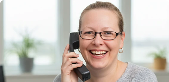 Frau Lemberger am Telefon